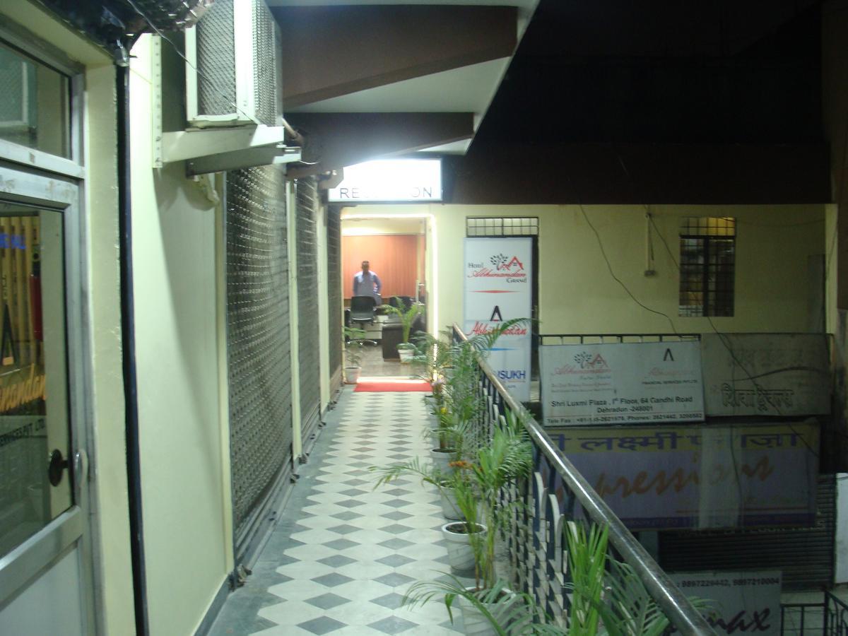 Hotel Abhinandan Grand Dehradun Exterior foto