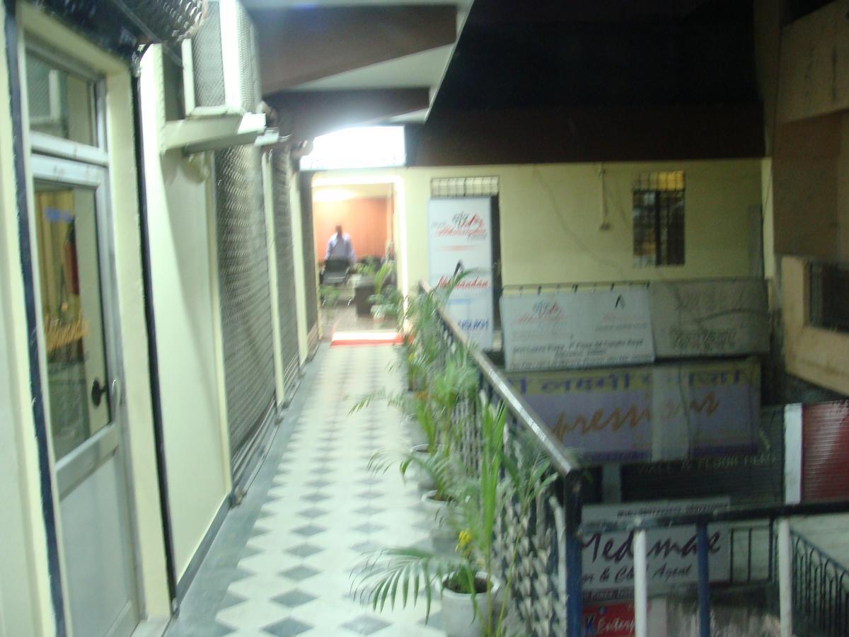 Hotel Abhinandan Grand Dehradun Exterior foto